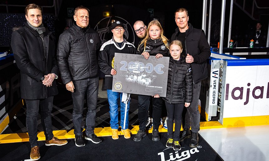 TPS Alumni lahjoitti 2000€